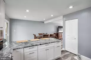 51 Suburban Blvd, Delran, NJ 08075 - Photo 14