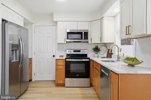 143 Banwell Ln, Mount Laurel, NJ 08054 - Photo 10