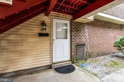 19-1 Florence Tollgate Place, Florence, NJ 08518 - Photo 2