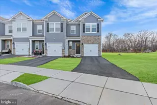 38 Peregrine, Burlington, NJ 08016 - Photo 1