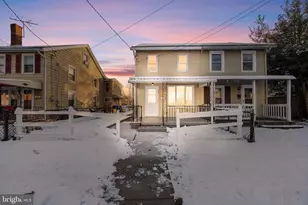 810 W 2nd St, Florence, NJ 08518 - Photo 1