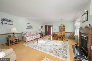 679 Cascade Dr S, Mount Laurel, NJ 08054 - Photo 12