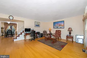 40 Rittenhouse Dr, Willingboro, NJ 08046 - Photo 2