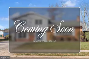 122 Leeds Rd, Mount Laurel, NJ 08054 - Photo 1