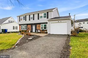 43 Galton Ln, Willingboro, NJ 08046 - Photo 2