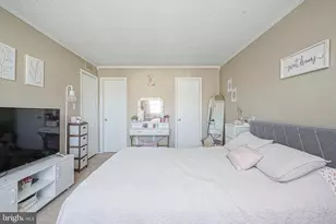 2402 Sedgefield Dr, Mount Laurel, NJ 08054 - Photo 12