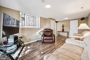 2211 Chestnut Hill Dr, Cinnaminson, NJ 08077 - Photo 14