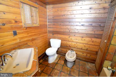 105 Thompson Street, Burlington, NJ 08016 - Photo 10