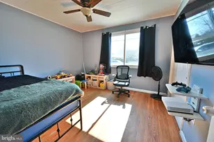 323 Mill Rd, Burlington, NJ 08016 - Photo 14