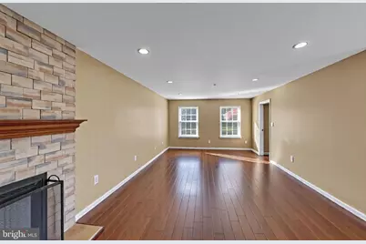 101 Windmere Court, Bordentown, NJ 08620 - Photo 6