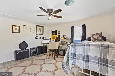 111 Thompson Street, Burlington, NJ 08016 - Photo 16