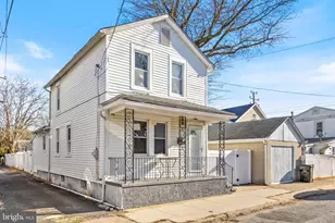 111 Thompson St, Burlington, NJ 08016 - Photo 24