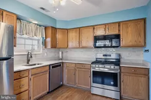 404 Aster Pl, Mount Laurel, NJ 08054 - Photo 6