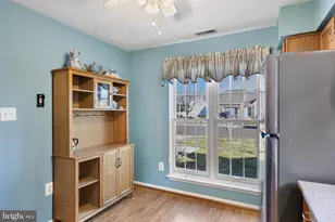 404 Aster Pl, Mount Laurel, NJ 08054 - Photo 8