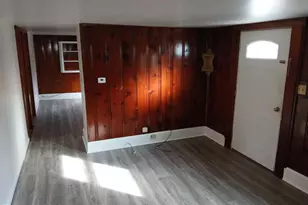 9 Springfield Rd, Wrightstown, NJ 08562 - Photo 2