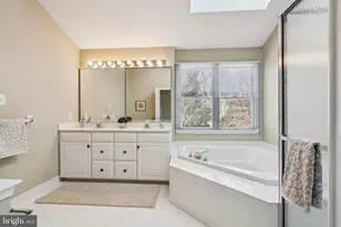 49 Brooks Rd, Moorestown, NJ 08057 - Photo 18