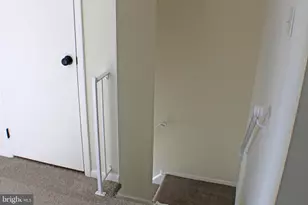 27 Foxglove Dr, Delran, NJ 08075 - Photo 4