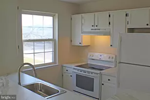 27 Foxglove Dr, Delran, NJ 08075 - Photo 6