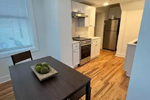 106 E Broad St, Burlington, NJ 08016 - Photo 2