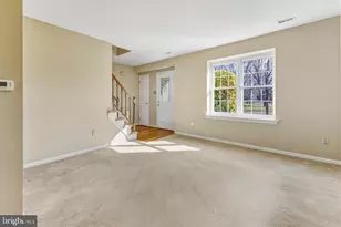 300 Windsor Ln, Marlton, NJ 08053 - Photo 6