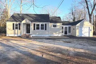 4 W Lakeshore Dr, Browns Mills, NJ 08015 - Photo 2