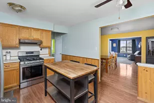 140 W 5th St, Palmyra, NJ 08065 - Photo 10