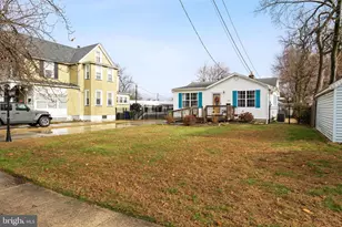 140 W 5th St, Palmyra, NJ 08065 - Photo 28