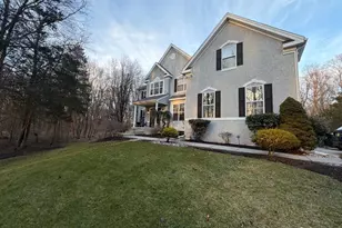 20 Richland Dr, Mount Laurel, NJ 08054 - Photo 2