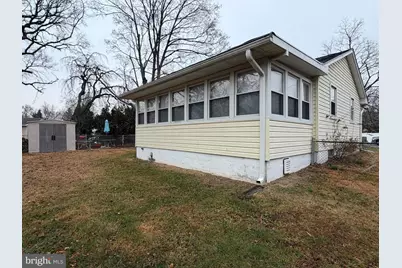 221 W 3rd Street, Palmyra, NJ 08065 - Photo 4