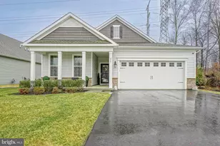 215 Congressional Ct, Moorestown, NJ 08057 - Photo 1