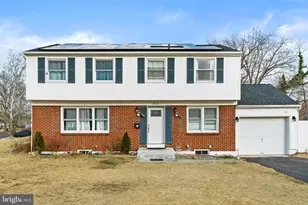 218 Cleveland Ave, Edgewater Park, NJ 08010 - Photo 2