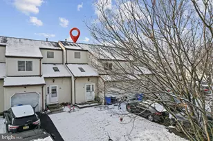 8 Bayleaf Dr, Lumberton, NJ 08048 - Photo 2