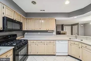 606 Oswego Ct, Mount Laurel, NJ 08054 - Photo 22