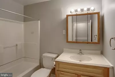 275 Green St. #4-K3, Edgewater Park, NJ 08010 - Photo 16