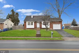 283 Ward Ave, Bordentown, NJ 08505 - Photo 2