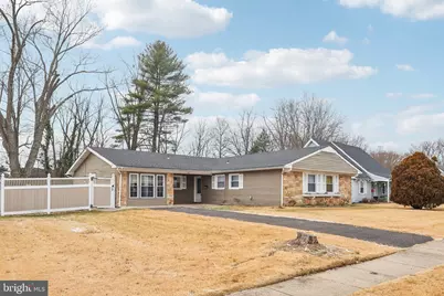 71 Harrington Circle, Willingboro, NJ 08046 - Photo 4
