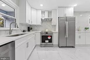 2 Buckingham Dr, Willingboro, NJ 08046 - Photo 2