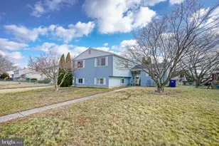 220 College Dr, Pemberton, NJ 08068 - Photo 2