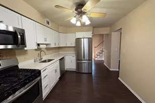 13 Bordenshire Dr, Bordentown, NJ 08505 - Photo 8