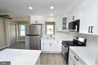 60 Huntington Drive, Southampton, NJ 08088 - Photo 6