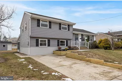 14 Walnut Drive, Burlington, NJ 08016 - Photo 2