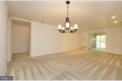 33 W Berwin Way, Mount Laurel, NJ 08054 - Photo 8