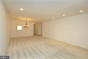 33 W Berwin Way, Mount Laurel, NJ 08054 - Photo 10