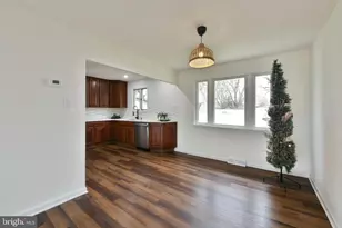 212 E Franklin Ave, Edgewater Park, NJ 08010 - Photo 6