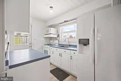 431 Independence Drive, Burlington, NJ 08016 - Photo 12