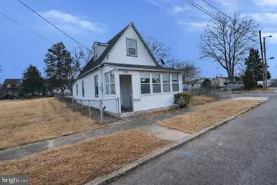 530 Magnolia Street, Beverly, NJ 08010 - Photo 2