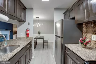 2711 Sussex Ct, Mount Laurel, NJ 08054 - Photo 1