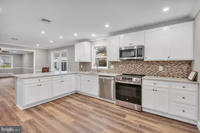 39 Chelsea Place, Southampton, NJ 08088 - Photo 4