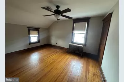 307 Edgewood Avenue #2ND FLOOR, Delanco, NJ 08075 - Photo 2