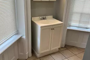 44 E Park St, Bordentown, NJ 08505 - Photo 10